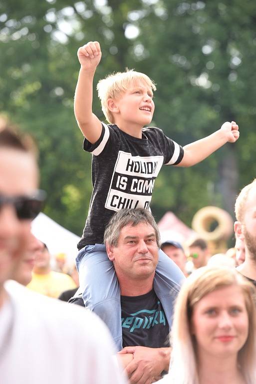 Na slavná léta festivalu Rock for People zavzpomínali v sobotu v areálu českobrodského stadionu Na Kutilce, kam se alespoň na jeden den opět vrátilo festivalové dění.