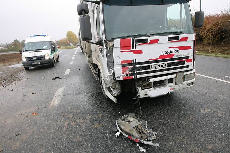 Dopravní nehoda na výpadovce z Kolína na Prahu