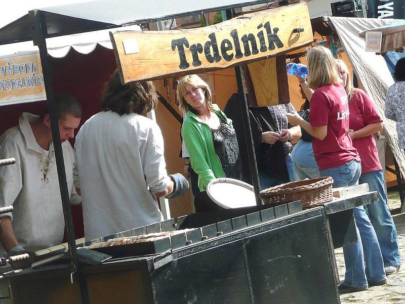 Oslavy 900. let Týnce nad Labem a setkání Týnců