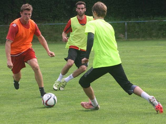 Fotbalisté Kolína zahájili v neděli 9. července přípravu na novou sezonu.