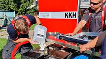 Kolínští profesionální hasiči mají nově ve vybavení kontejner kombinovaného hašení.