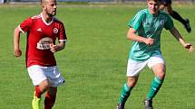 Z utkání Český Brod B (v zeleném) - Dolní Bousov (1:0).