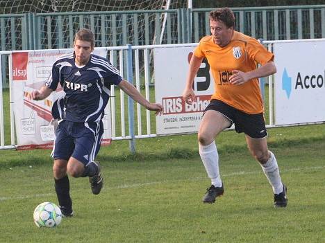 Z utkání Býchory - Kouřim (0:0).