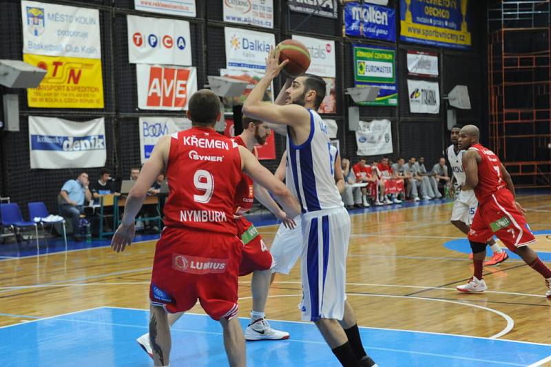 Semifinále Mattoni NBL (2.zápas): Kolín - Nymburk 90:88 pp