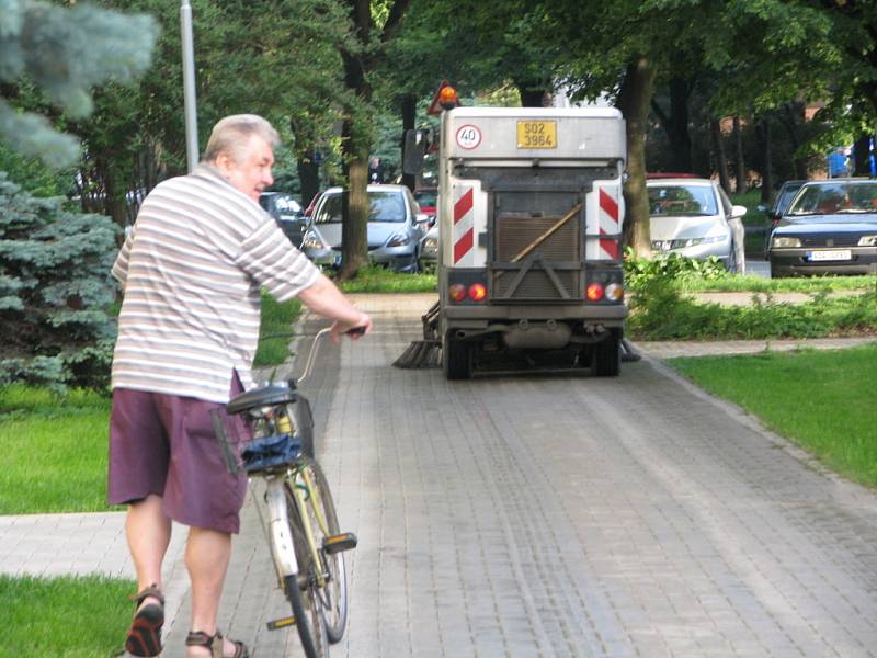 Blokové čištění, Kolín, ulice Rimavské Soboty, 21.5.2009