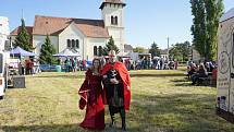 Na pečecké Svatováclavské vinobraní letos zavítal král Přemysl Otakar II. v podání pořadatele Michala Müllera.