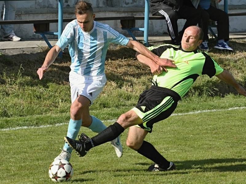 Z utkání Kouřim - Býchory (3:1).