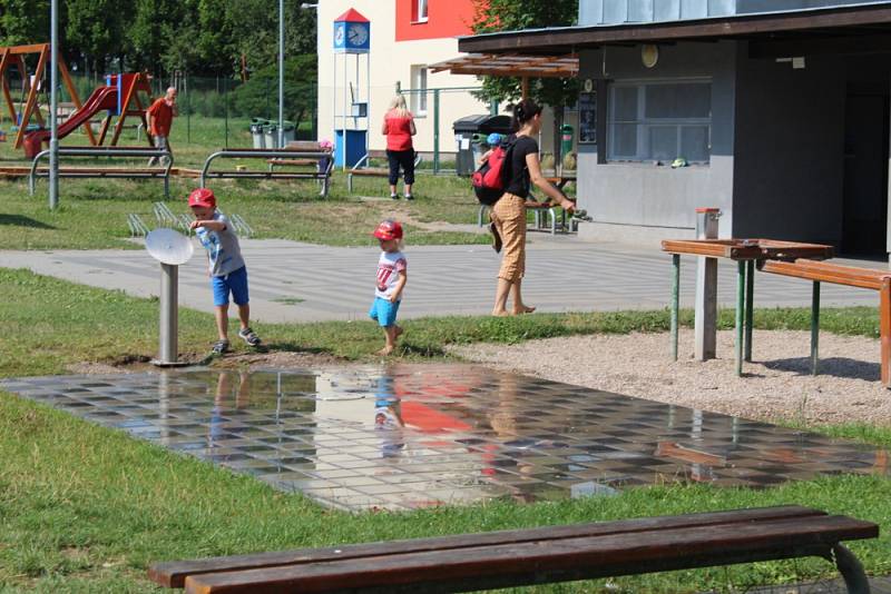 Centrální dětské hřiště v Kolíně.