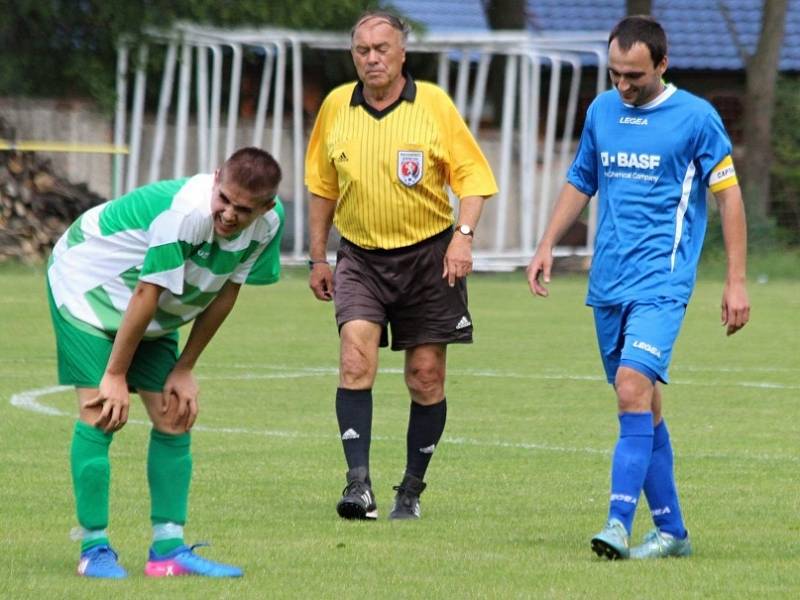 Z utkání Bečváry - Nučice (3:1).