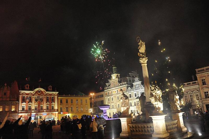 Oslava příchodu nového roku na Karlově náměstí v Kolíně