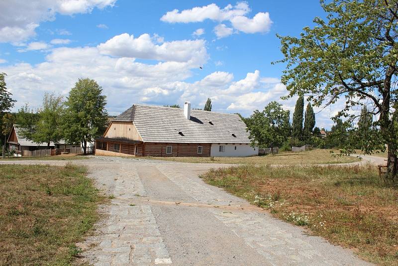 Voničková sobota v kouřimském skanzenu.