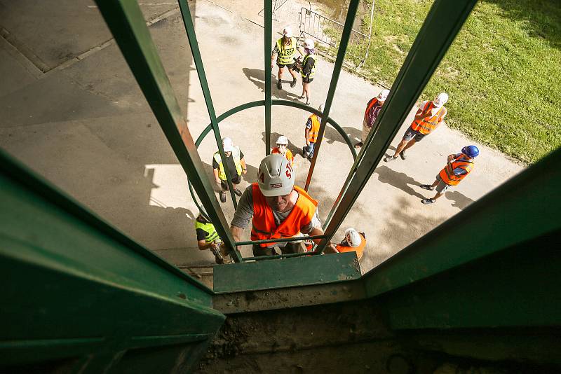 Prohlídka Nového mostu ve středu 21. července 2021.