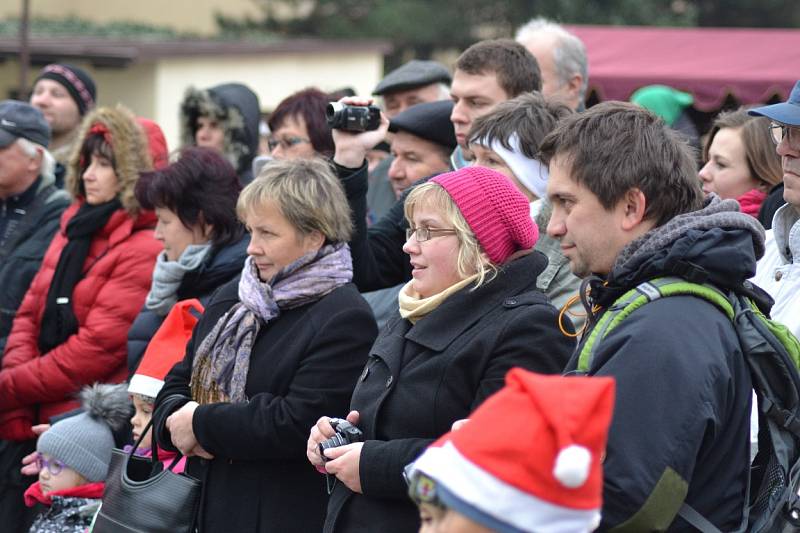 V Pečkách vítali advent