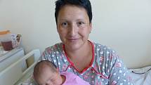 Leontýna Slaná  se narodila 1. září 2020 v kolínské porodnici, vážila 3650 g a měřila 49 cm. V Kolíně se z ní těší sourozenci David (12), Denisa (8) a rodiče Simona a Vlastimil.