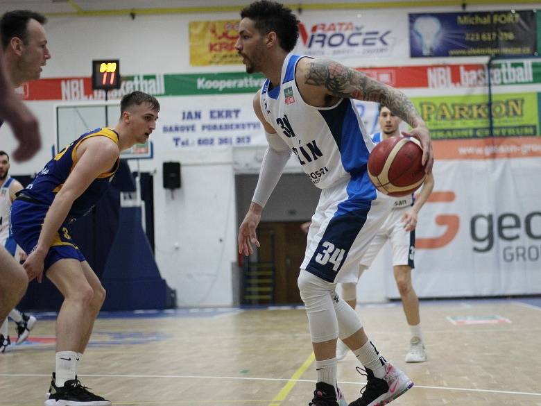 Třetí utkání semifinálové série NBL BC Kolín - Opava (79:67).