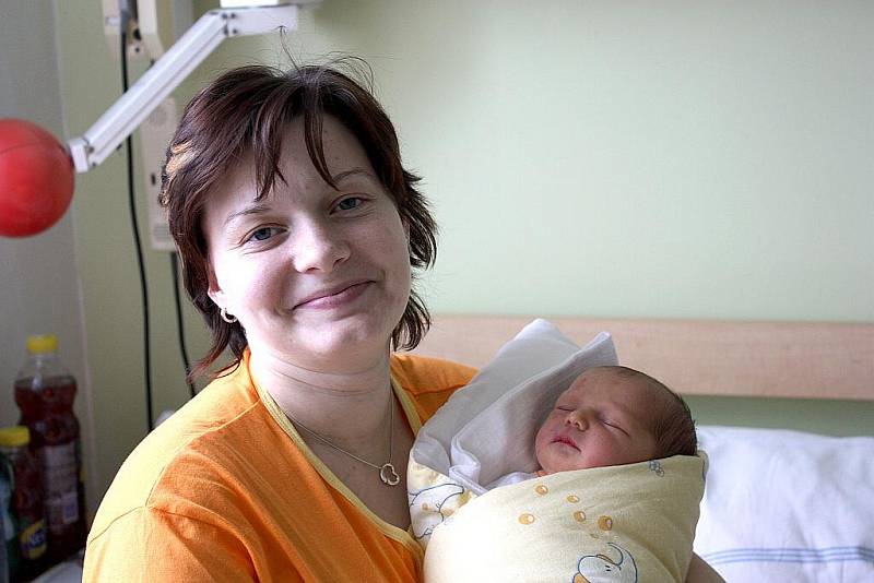 Manželům Haně a Lukášovi Kotkovým z Velkého Oseka se 7. února 2010 narodila první dcera. Dostala jméno Tereza, vážila 2880 gramů a měřila 49 centimetrů.