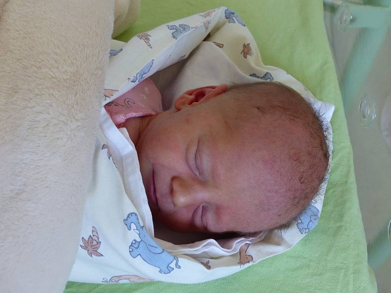 Emma Műllerová se narodila 8. května 2022 v kolínské porodnici, vážila 2360 g a měřila 46 cm. V Kolíně se z ní těší maminka Kristýna a tatínek Miroslav.