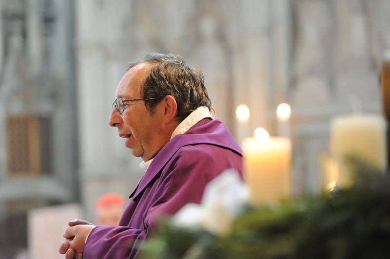 Po šesti letech rekonstrukce se první adventní neděli opět otevřely dveře kolínského chrámu svatého Bartoloměje.  