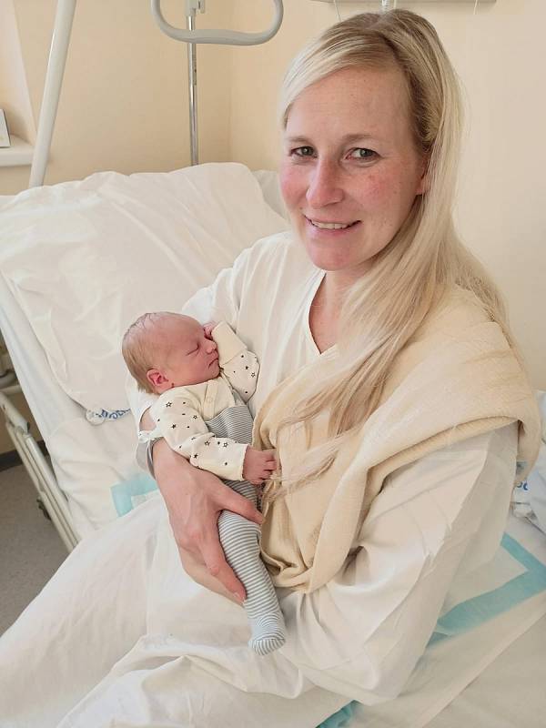 Pavel Konývka se narodil 20. dubna 2022 v kolínské porodnici, vážil 2930 g a měřil 50 cm. V Ovčárech se z něj těší maminka Kristýna a tatínek Pavel.