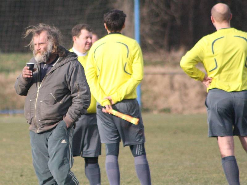 Z přípravného utkání FK Kolín - Neratovice (4:0).