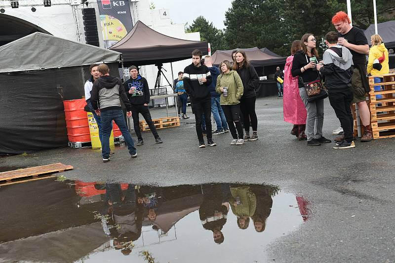 Z 26. ročníku hudebního festivalu Rock for People v areálu bývalého vojenského letiště v Hradci Králové.