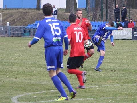 Z utkání FK Kolín - Ostrá (2:1).