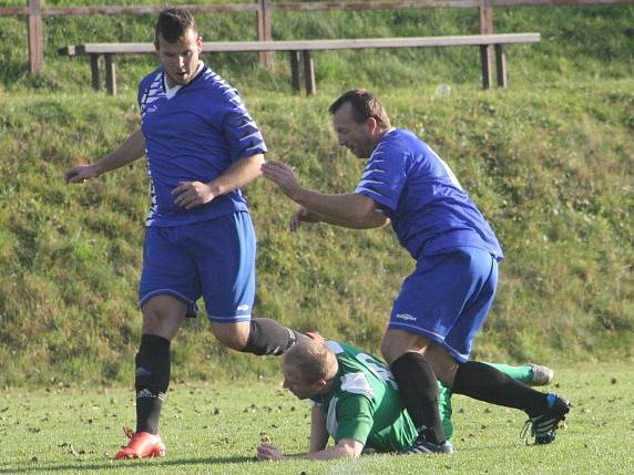 Z utkání Libodřice - Zásmuky (1:0).