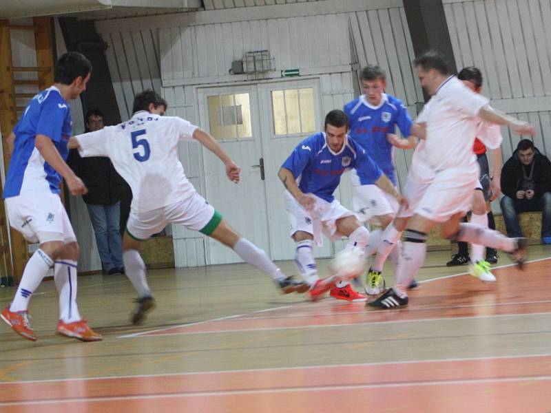 Z utkání SKP Kolín - FC O.K. Kladno (8:7). 