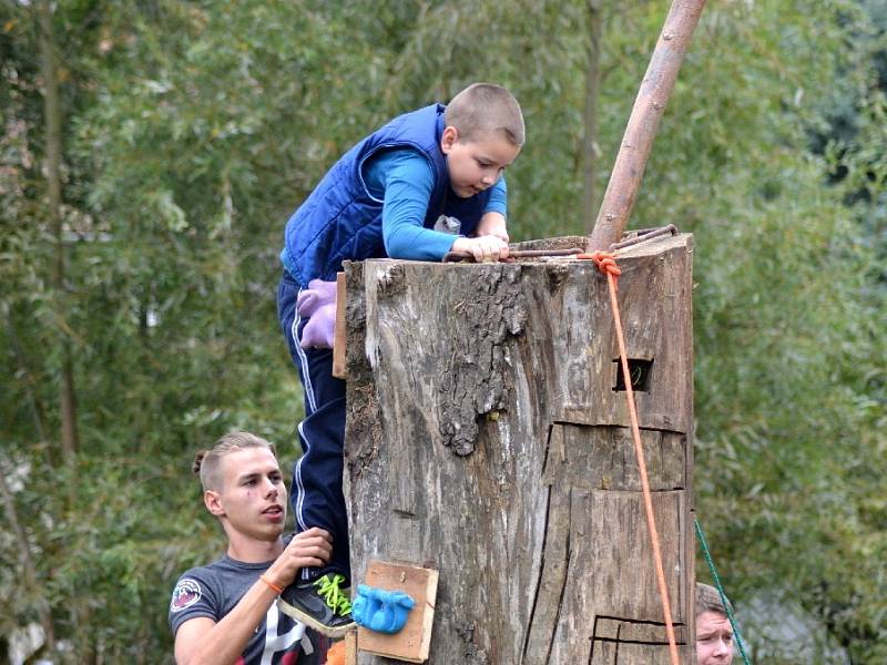 Hemžení přilákalo spoustu dětí. Přesto nebyla účast z největších