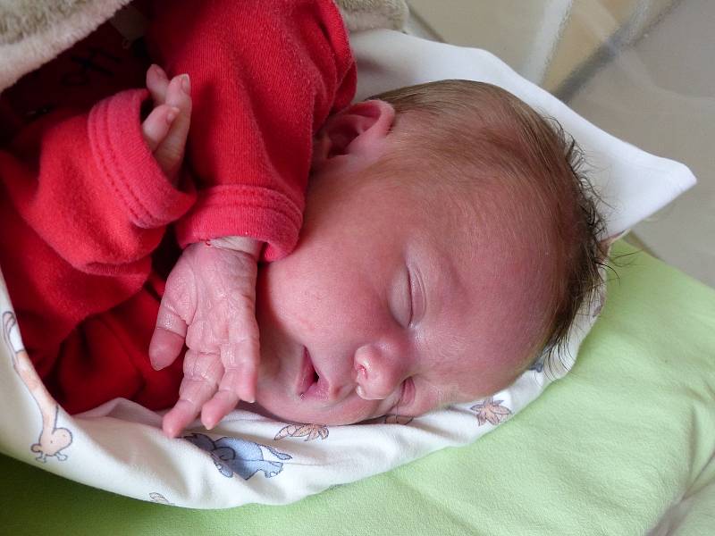 Jana Kunešová se narodila 16. srpna 2021 v kolínské porodnici, vážila 3135 g a měřila 49 cm. Do Grunty odjela se sourozenci Martinem (9), Haničkou  (5) a rodiči Eliškou a Martinem.