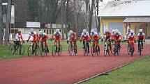 Jezdci kolínské stáje Remerx - Merida - Team ladili formu na domácí trati v Borkách.