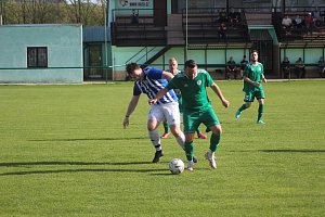 Z fotbalového utkání okresního přeboru Ratboř - Krakovany (3:2)