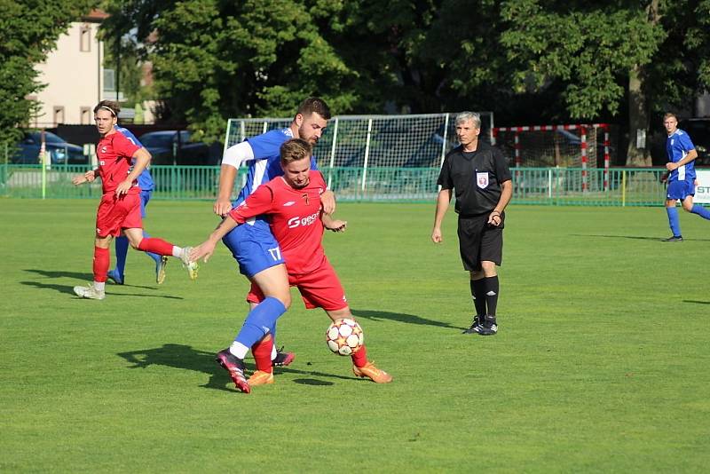 Z fotbalového utkání I.B třídy Velim B - Vrdy