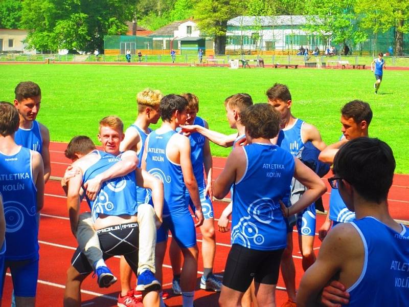 Vstup do letošního přeboru Středočeského kraje se kolínským týmům docela vydařil.