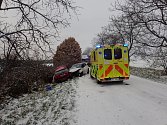 Tragická dopravní nehoda nedaleko Kostelce nad Černými lesy ve čtvrtek 3. prosince 2020.