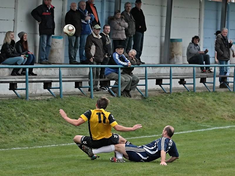 Z utkání Kouřim - Slovan Poděbrady (1:6).