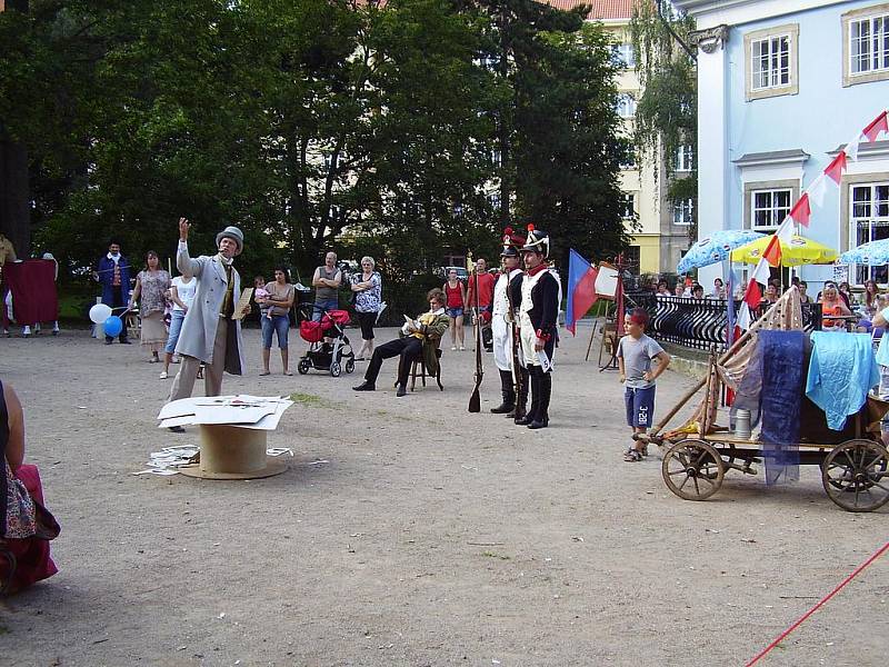 Již tradičně se členové skupiny zúčastnili městských slavností ve Slaném. Navázali spolupráci s teplickým divadlem, pro které účinkovali vloni hned dvakrát.