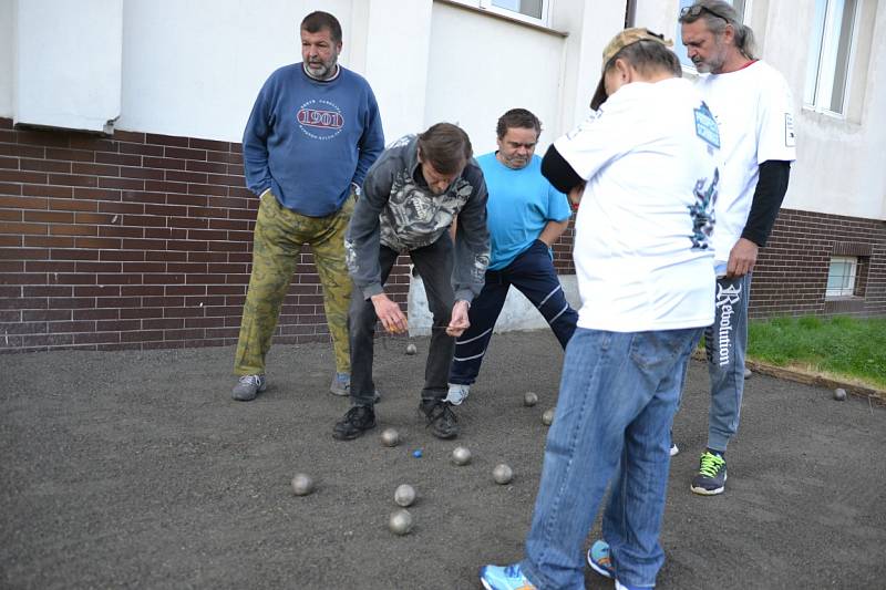 Turnaj v petanque.