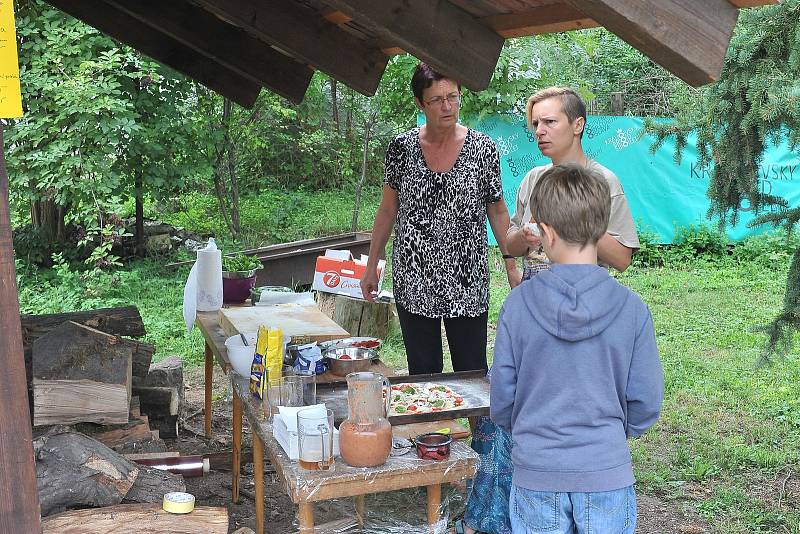 Restaurant Day a pečení chleba ve Štolmíři