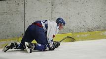 Z utkání osmifinále play off druhé hokejové ligy Kolín - Tábor (4:5 v prodloužení).