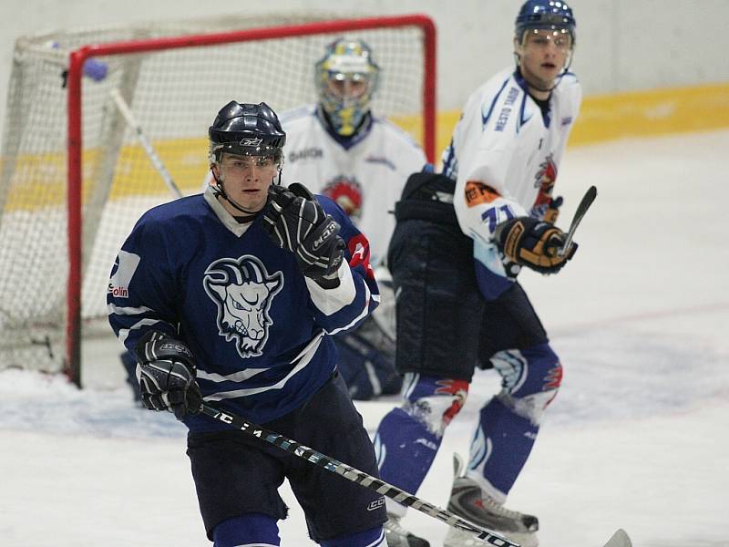 Z utkání osmifinále play off druhé hokejové ligy Kolín - Tábor (4:5 v prodloužení).