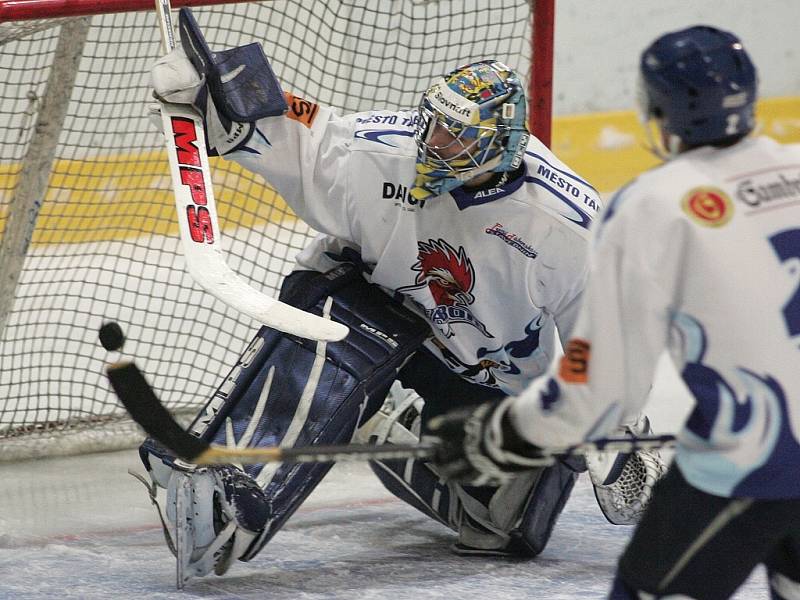 Z utkání osmifinále play off druhé hokejové ligy Kolín - Tábor (4:5 v prodloužení).