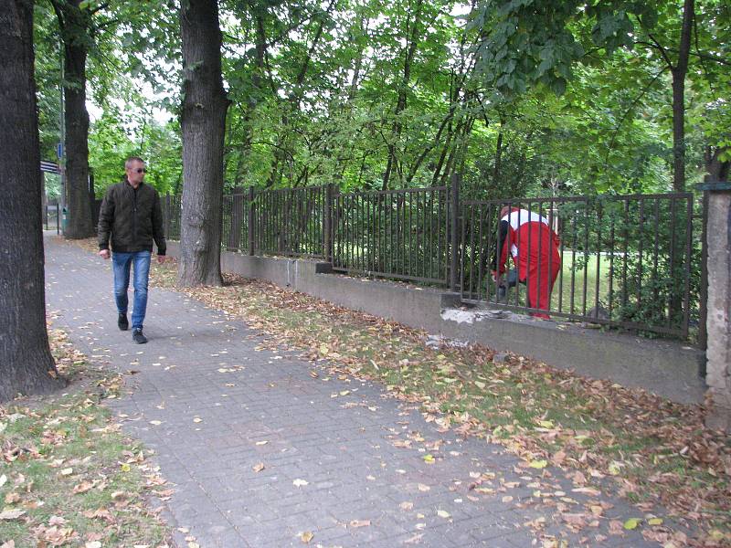 Úpravy prostranství před Gymnáziem v Kolíně.