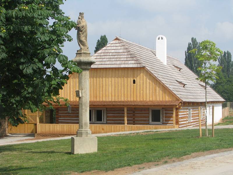 Kouřimský skanzen po dokončení první etapy dostavby těsně před slavnostním otevřením pro veřejnost