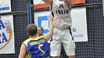 Z utkání BC Geosan Kolín - BK Opava (94:85).