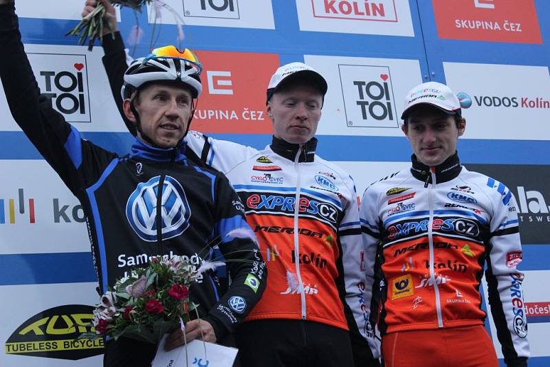 Cyklokrosový Toi Toi Cup vyhrál v Kolíně Nesvadba před Konwou a Paprstkou.