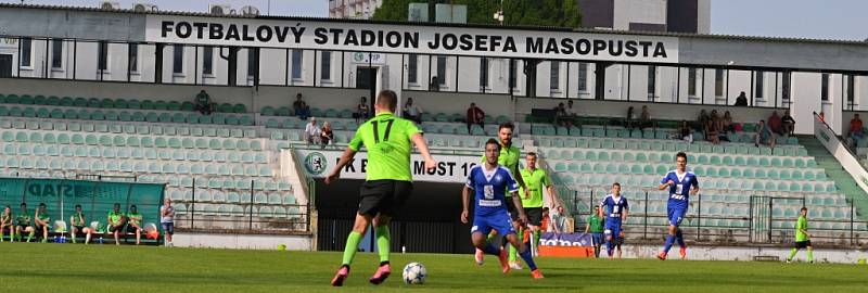 Z utkání Most - Kolín (1:3).