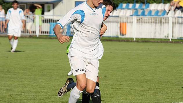 Z utkání Český Brod - Neratovice (0:0).