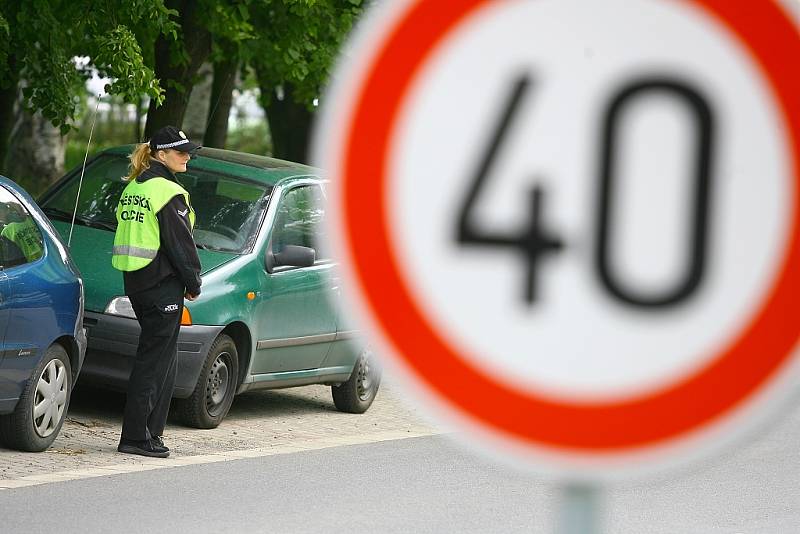 Skóre prvního měření v ulici U Nemocnice? 6 řidičů, 12 bodů, 5 tisíc.