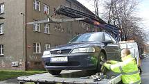 Odtahy nesprávně parkujících vozidel v ulicích Kolína